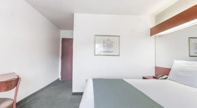 Двухместный номер Microtel Inn & Suites Marianna