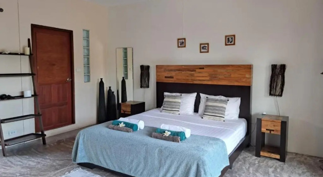 Двухместный номер Standard с видом на бассейн Lauras Guest House-adult only