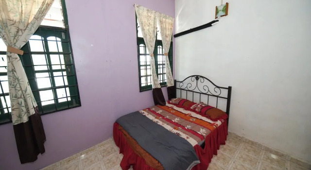 Апартаменты с 4 комнатами OYO 90990 Sri Tempurung Homestay