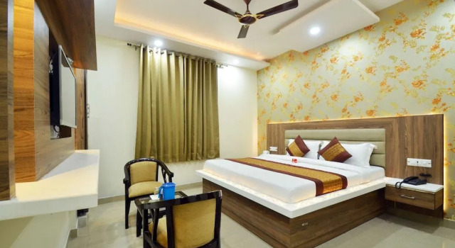 OYO 8666 Hotel The Queen, Book Hotel Amritsar Punjab