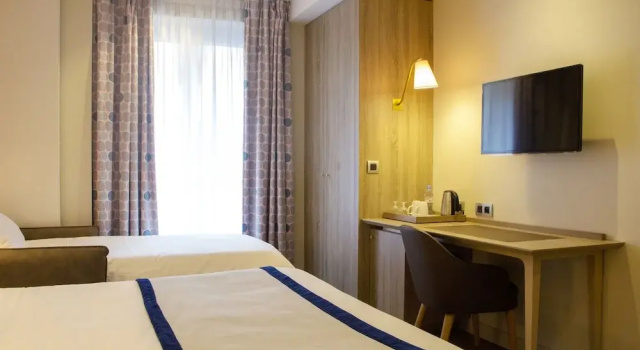 Трёхместный номер Superior Hôtel de Sévigné