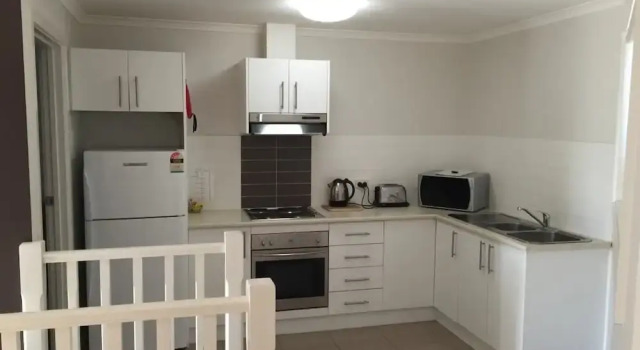 Апартаменты с балконом Inverloch Cabins & Apartments