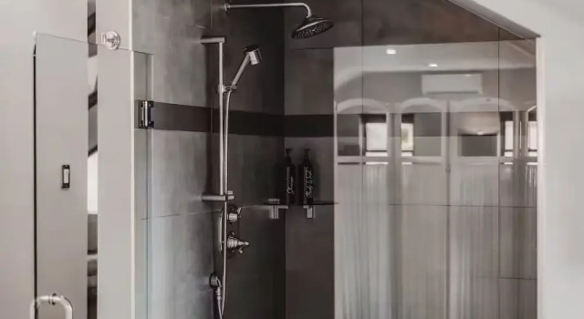 Люкс Luxury The British Hotel