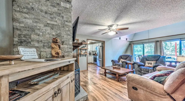 Pet-friendly Ruidoso Cabin w/ Deck & Grill!, Varaa Lomakoti Ruidoso New Mexico