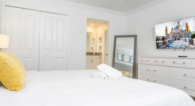 Коттедж 2941 Modern 4BD at Storey Lake