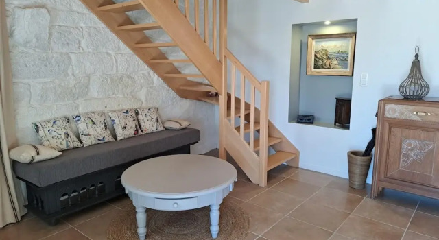 Коттедж Stone House by Beach in Pont-aven