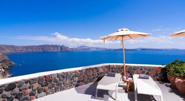 Коттедж с видом на горы Pezoules of Oia