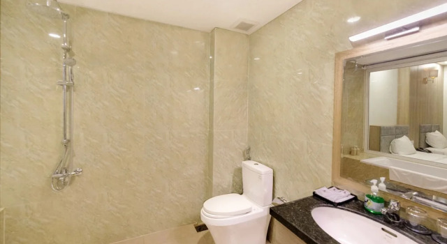 Номер Deluxe с видом на озеро Lake View Hotel