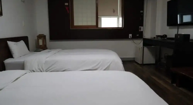 Jeonju Hansung Tourist Hotel