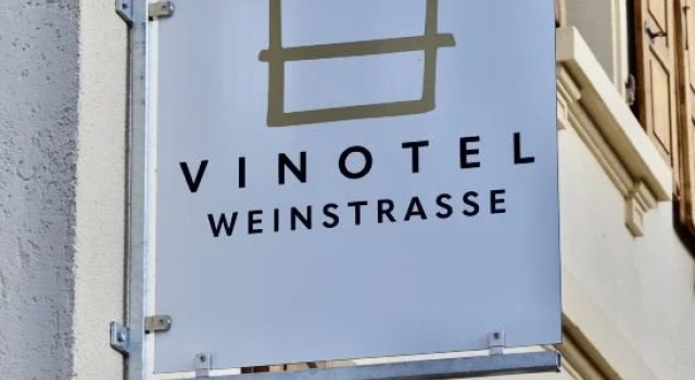 Vinotel Weinstrasse, Rezerwuj Hotel Herxheim am Berg Nadrenia-Palatynat