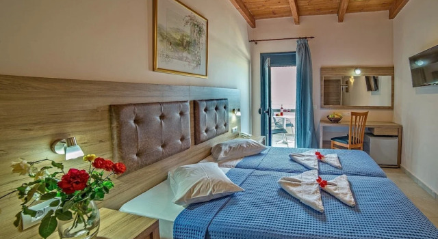 Двухместный номер Standard с балконом Blue Aegean Hotel & Suites