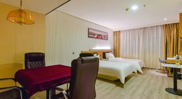 Люкс Superior Tianlun Fashion Hotel (Shangqiu High-speed Railway Station)