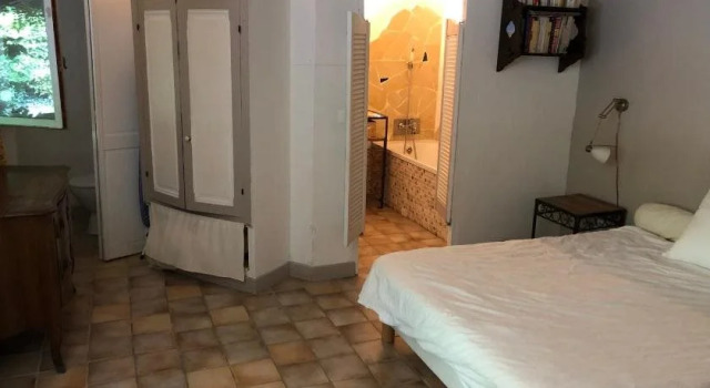 Le Pavillon Vert - B&B, Book Bed and Breakfast Hoteller i Vaucluse med parkering, Parkering