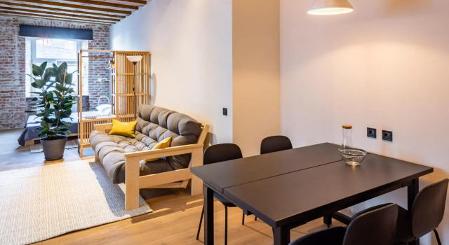 OnLviv Apartments Rynok Square 18 Two, Забронировать Апартаменты/квартира Апартаменты Львова, рядом с Музей этнографии и художественного промысла, Апартаменты/квартира