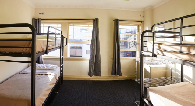 Noahs Backpackers, Забронировать Отель Бонди Джанкшен Сидней, рядом с Ben Buckler Point