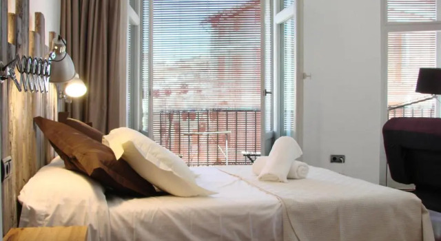 Апартаменты Deluxe Las Coles Apartasuites