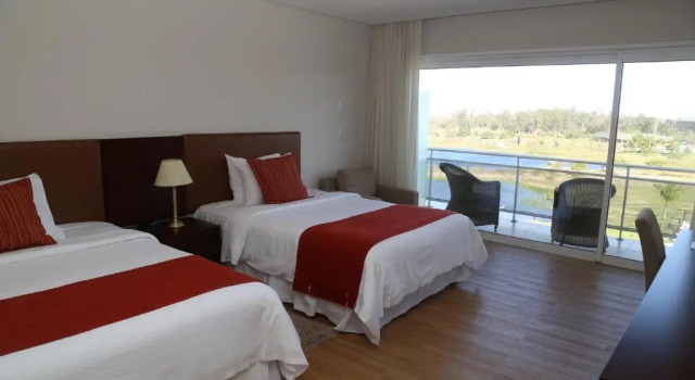 Четырёхместный номер Standard Altos del Arapey All Inclusive, Golf & Spa