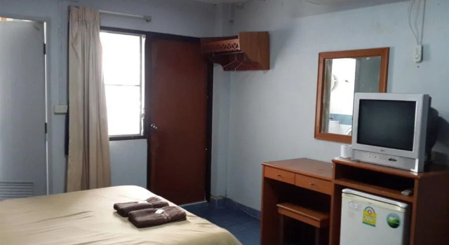 White Orchid Inn