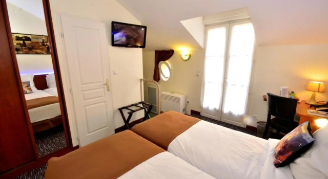 Hôtel du Fort, Book Hotel Hotels in Upper Normandy with Breakfast, Breakfasts