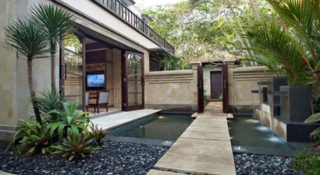 Villa Sundara, Book Villa Beraban Indonesia