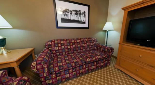 Люкс AmericInn by Wyndham, Galesburg, IL