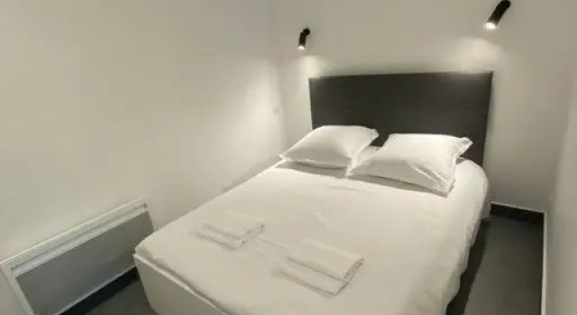 Adorable studio neuve en Saint Jean-de-Luz, Prenota Appartamento Hotel a Aquitania con parcheggio, Parcheggio