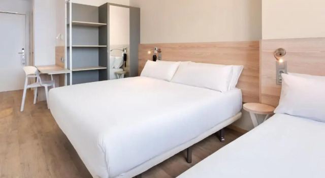 Семейный номер Standard B&B HOTEL Murcia