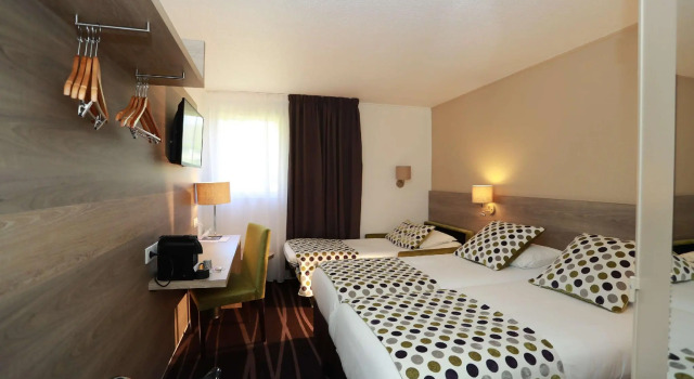 Двухместный семейный номер Standard Sure Hotel by Best Western Limoges Sud