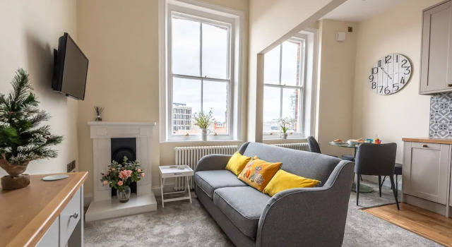 Апартаменты Shambles  Newly Converted Luxury