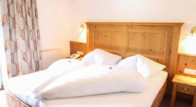 Hotel Alpina, Забронировать Отель Отели Гальтюр 3 звезды, 3*