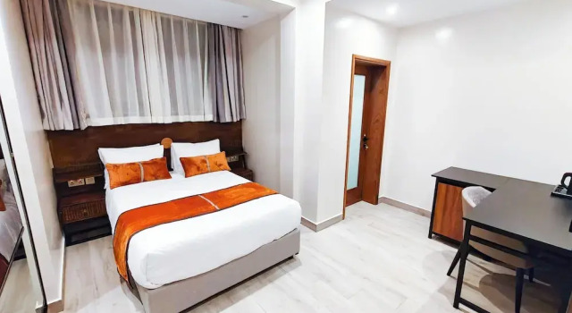 Económica quarto Akira Hotel