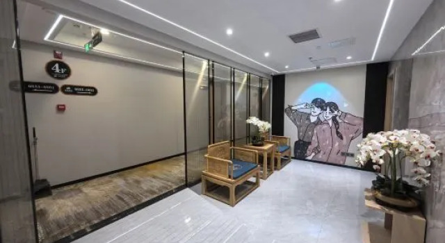 Yuequan Hotel (Beijing Qinghe Xiaoyingqiao Subway Station), Book Hotel Hoteller i Beijing Province med parkering, Parkering