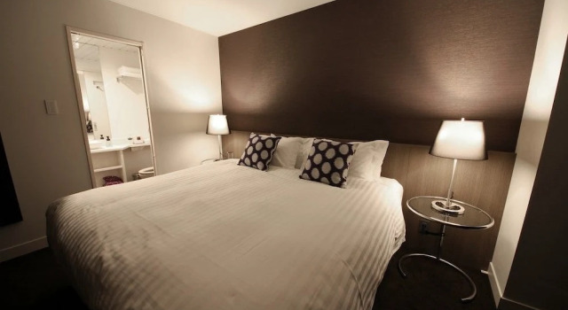 Четырёхместные апартаменты Deluxe с 3 комнатами с балконом The Ridge Nozawa Apartments