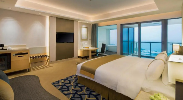 Номер Deluxe Holiday Inn Haikou West Coast by IHG