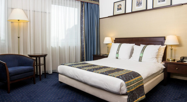 Holiday Inn Krakow City Centre by IHG, Забронировать Отель Отели Кракова 5 звезд, рядом с Флорианские ворота, 5*