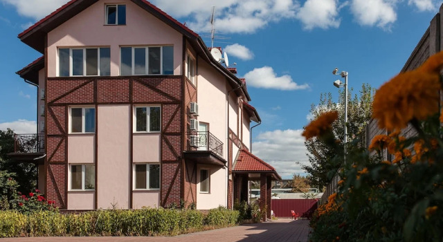 Home Comfort Hotel, Забронировать Отель Отели Днепровского 3 звезды, 3*