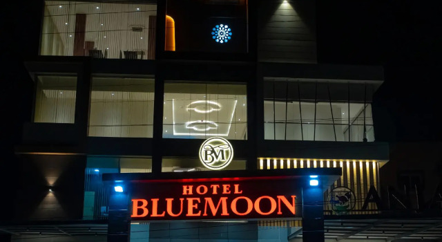 Hotel Bluemoon