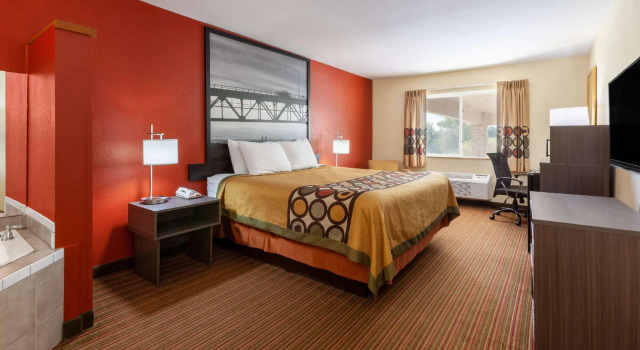Двухместный люкс Super 8 by Wyndham Big Rapids