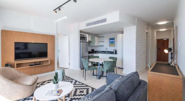 Xenia Aparthotel by Totalstay, Забронировать Апарт-отель Апарт-отели Кейптауна, рядом с MyCiTi Station Adderley Street, Апарт-отель