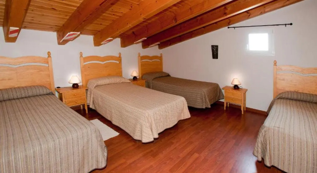 Can Prats, Varaa Hotelli Hotellit Tarragonès uima-altaalla, Uima-allas