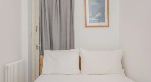 2 Bedroom Flat near Camden Town, Забронировать Отель Отели Лондона 3 звезды, рядом с Театр Technis, 3*