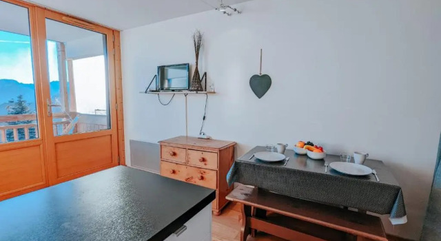 Студия Nice cosy studio with balcony at the heart of L'Alpe d'Huez - Welkeys