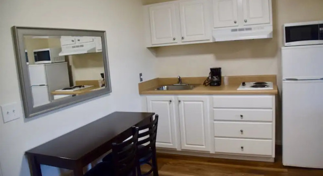 Номер Standard Stay Plus Extended Stay Suites