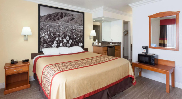 Двухместный номер Standard Super 8 by Wyndham Santa Clarita/Valencia