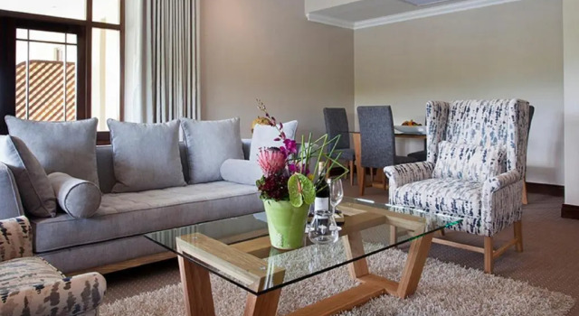 Люкс Avalon с балконом ASARA Wine Estate & Hotel