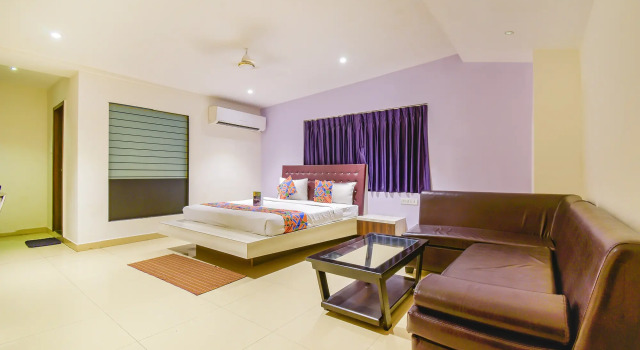 Люкс FabHotel Pentagon Next - Bhubaneswar Railway Station