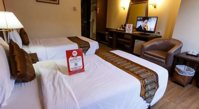 NIDA Rooms Royal Pagoda 154, Забронировать Отель Отели Чиангмай с парковкой, рядом с Wat Srisupan, Парковка