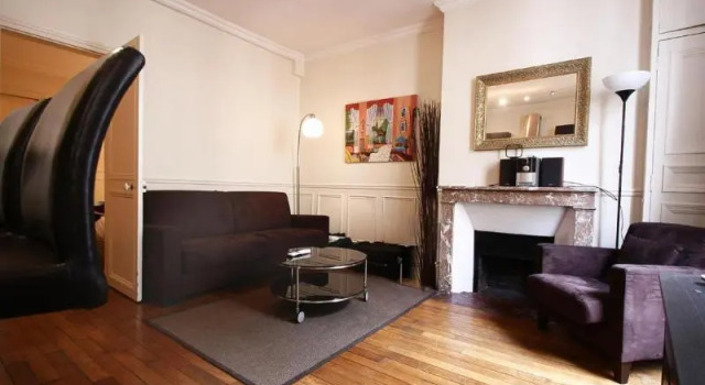 Bridgestreet St Germain, Забронировать Отель Париж Иль-де-Франс, рядом с Станция метро Rambuteau