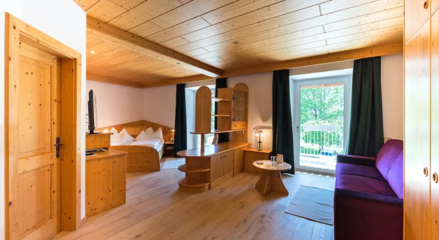 Двухместный номер Superior c 1 комнатой с балконом Hotel Dolomiten