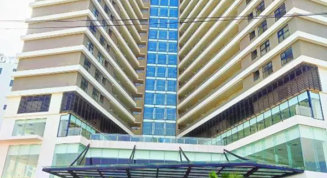Căn hộ FLC view biển, cách biển 2 phút đi bộ 2 giường đôi., Забронировать Отель Отели Куинён с парковкой, Парковка